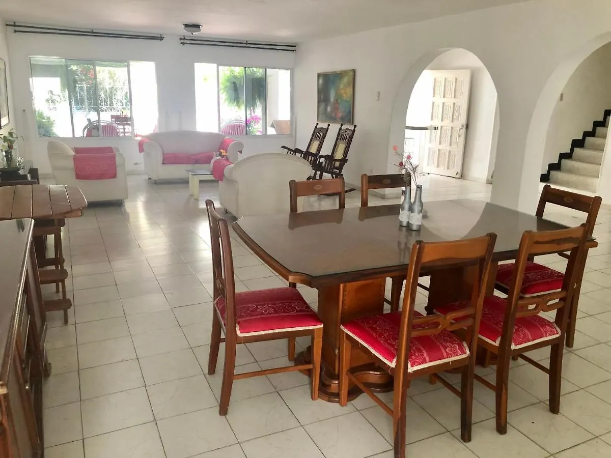 Gasthuis Casa Hospedaje Villaluz- A 5 Minutos De La Playa Santa Marta
